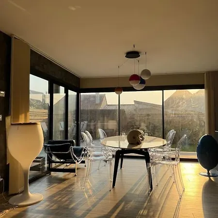 Design A La * Audresselles