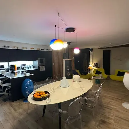 Design A La * Audresselles